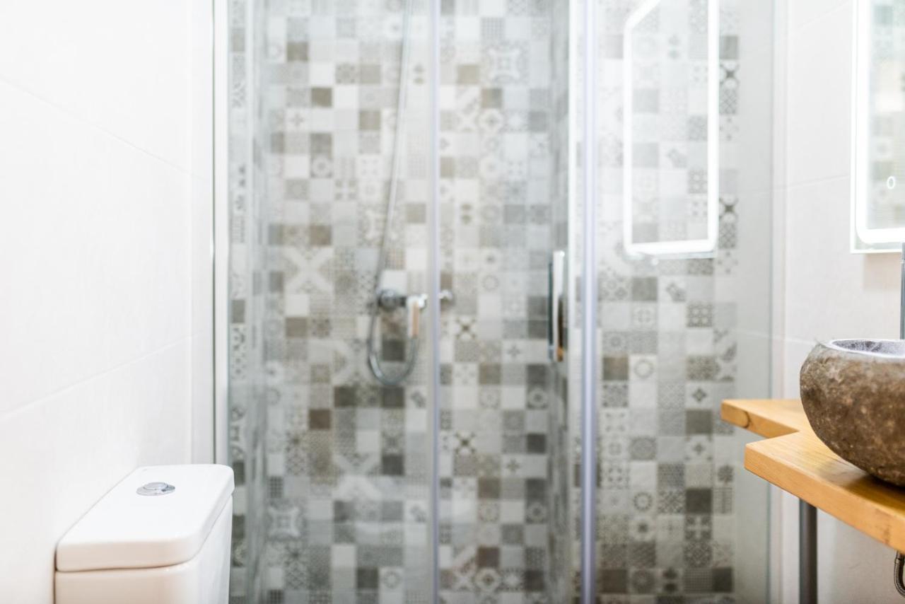 Wekey Homes Granada, Mesones Central Suites Εξωτερικό φωτογραφία