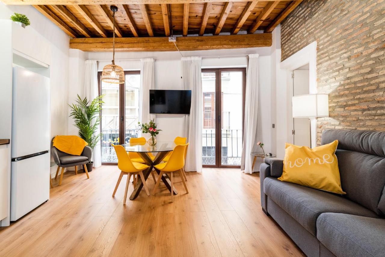 Wekey Homes Granada, Mesones Central Suites Εξωτερικό φωτογραφία